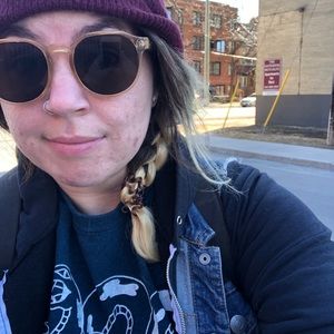 Meet your Posher, Dessa